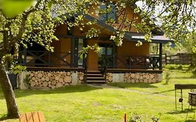 Yalivets House
